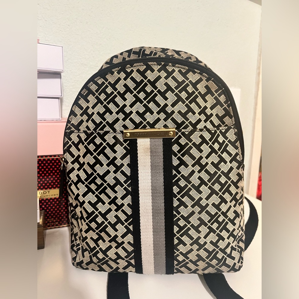 Tommy Hilfiger Black and White Women’s Backpack